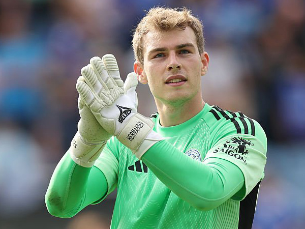 West Ham United Segera Amankan Mads Hermansen